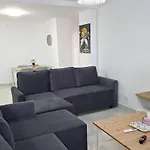 Sir Fundeni ホテル