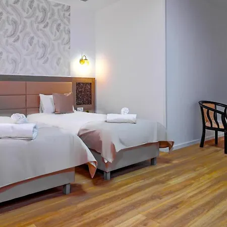 Sir Fundeni Hotel 3*