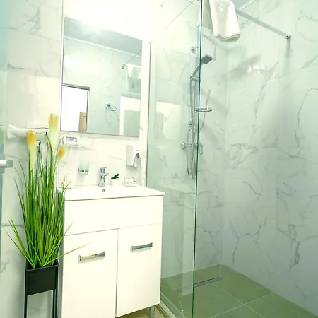 Sir Fundeni Hotel 3*