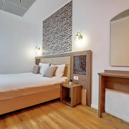 Hotel Sir Fundeni